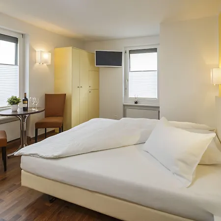 施密特家庭酒店 2*