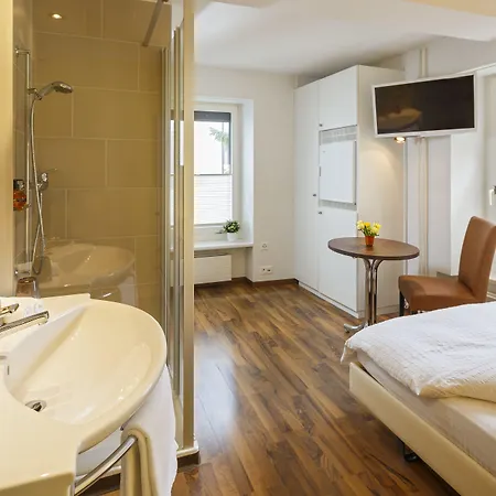 Familie Hugenschmidt 2*