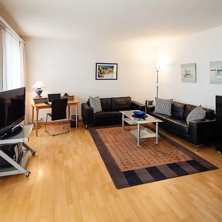 Hotel Familie Hugenschmidt 2*