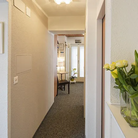 Hotel Familie Hugenschmidt 2*