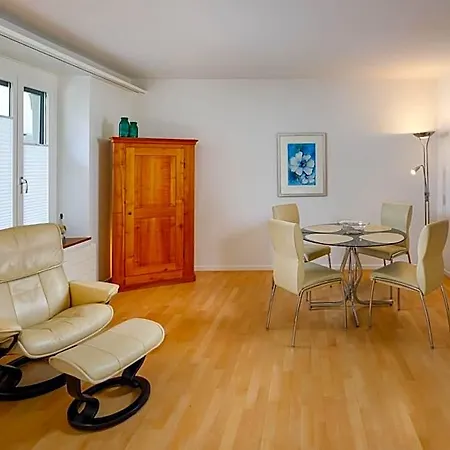 Familie Hugenschmidt Szálloda Zürich