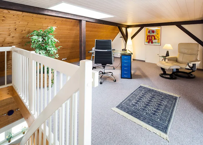 Familie Hugenschmidt 호텔 2*