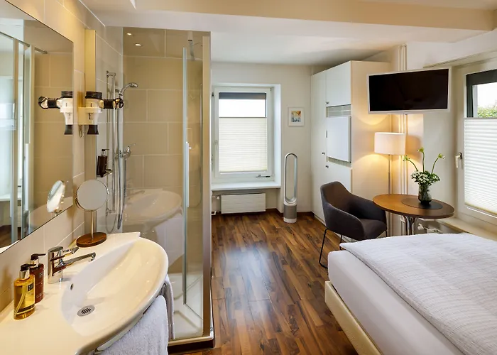 Familie Hugenschmidt Hotel 2*