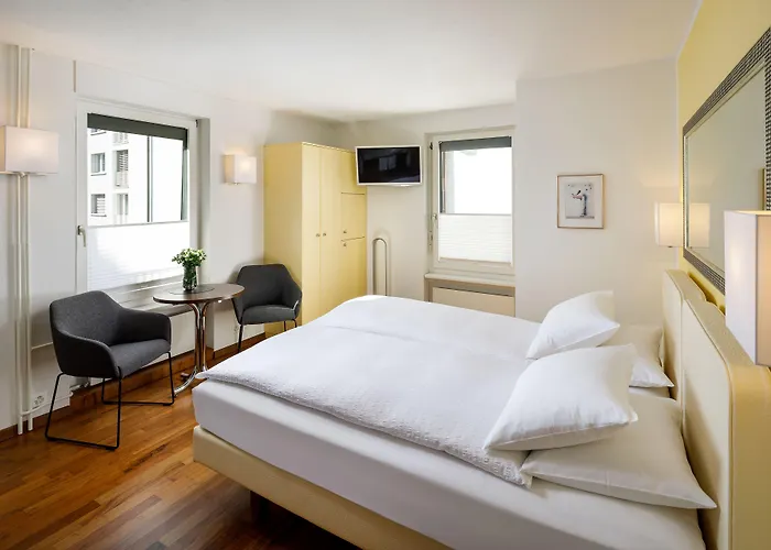 Familie Hugenschmidt 호텔 취리히