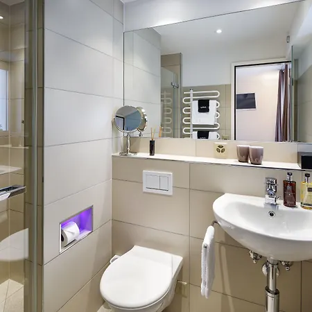 Familie Hugenschmidt 2* Цюрих