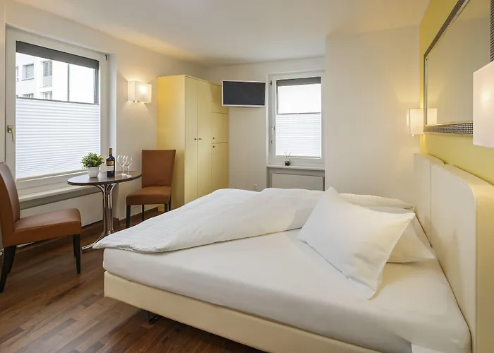 アパルトホテル ファミリエ ヒューゲンシュミット 2*